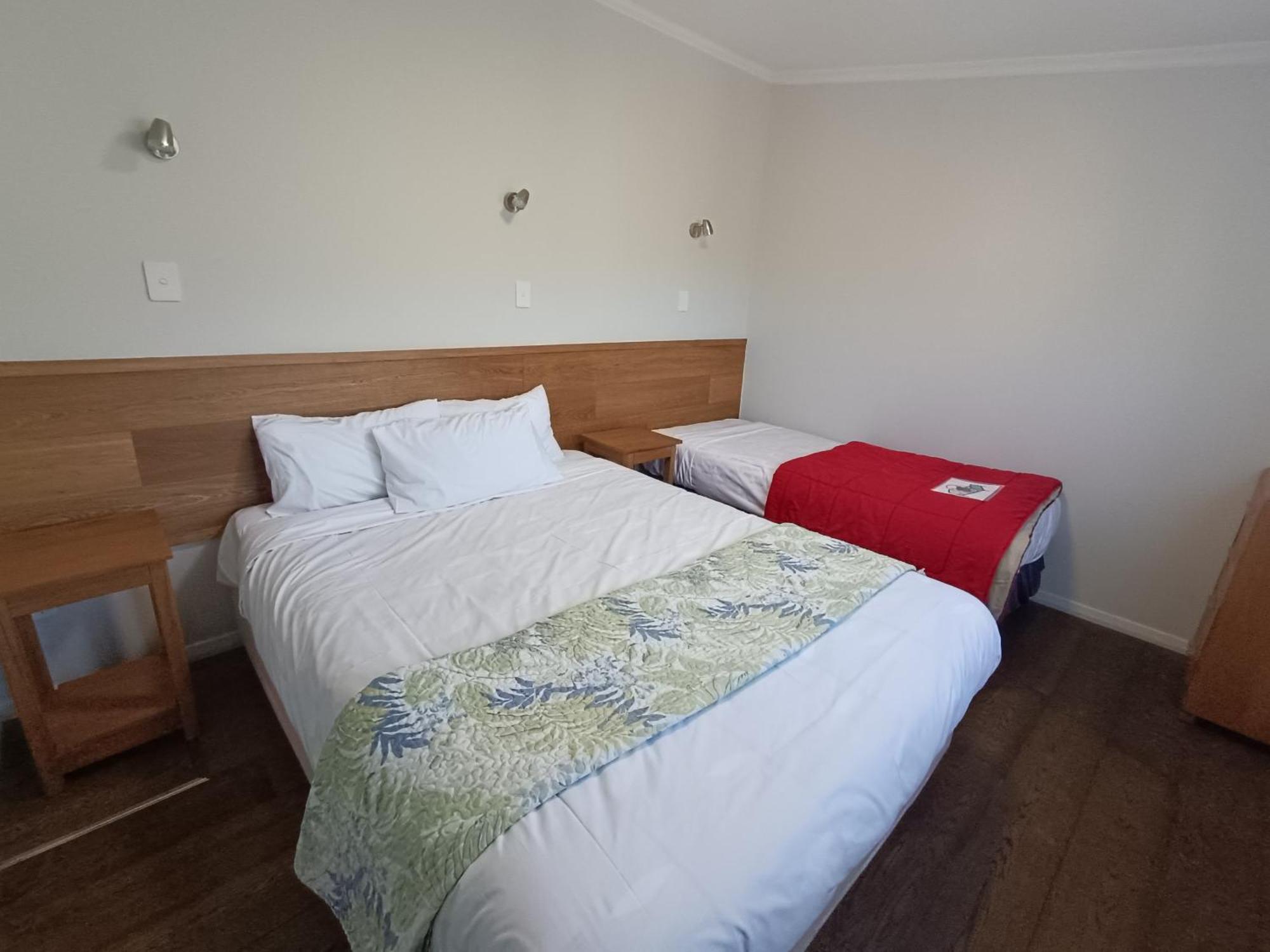 Bayfield Motel And Apartment 더니든 외부 사진